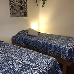 Mojo House Δωμάτια σε οικογενειακή κατοικία Ribeira Grande