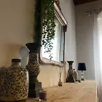 Mojo House Δωμάτια σε οικογενειακή κατοικία *